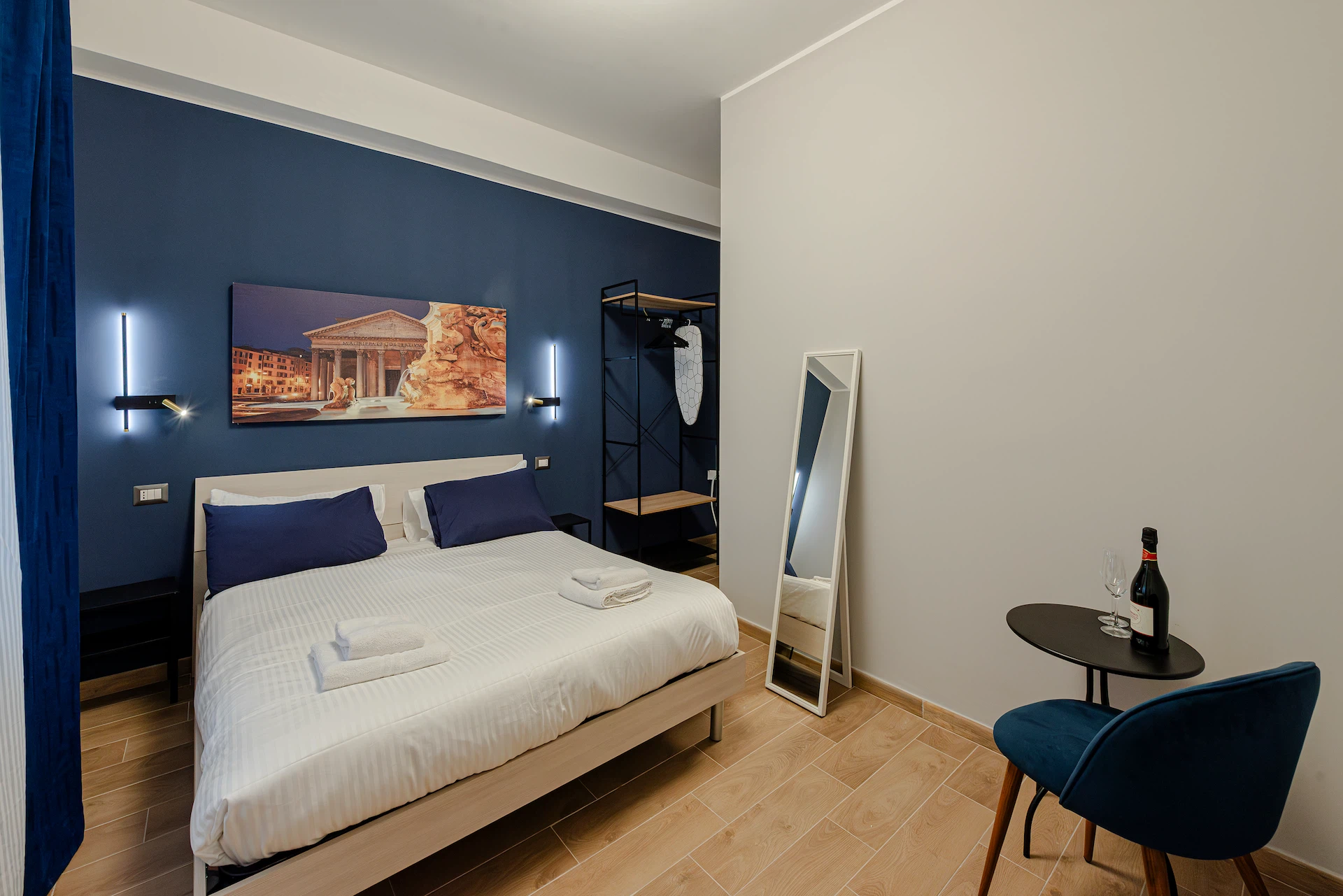 Camera da letto GoldStar Apartments